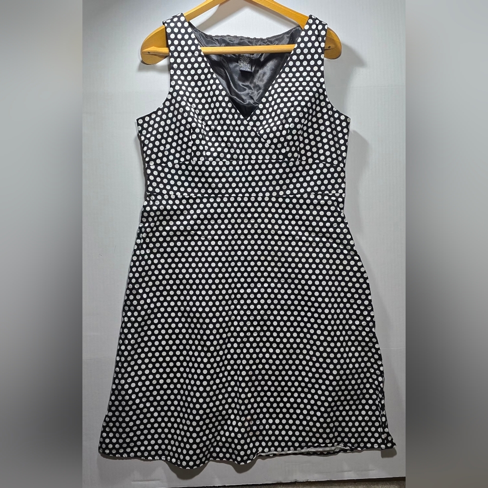 SPENSE size 16 Polka Dot Sleeveless A Line Dress. Classic Timelesd